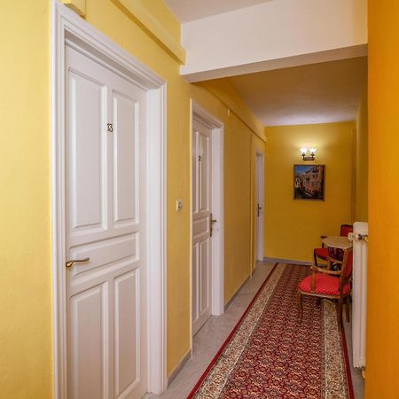 Byron Traditional Hotel Nafplion Exteriör bild