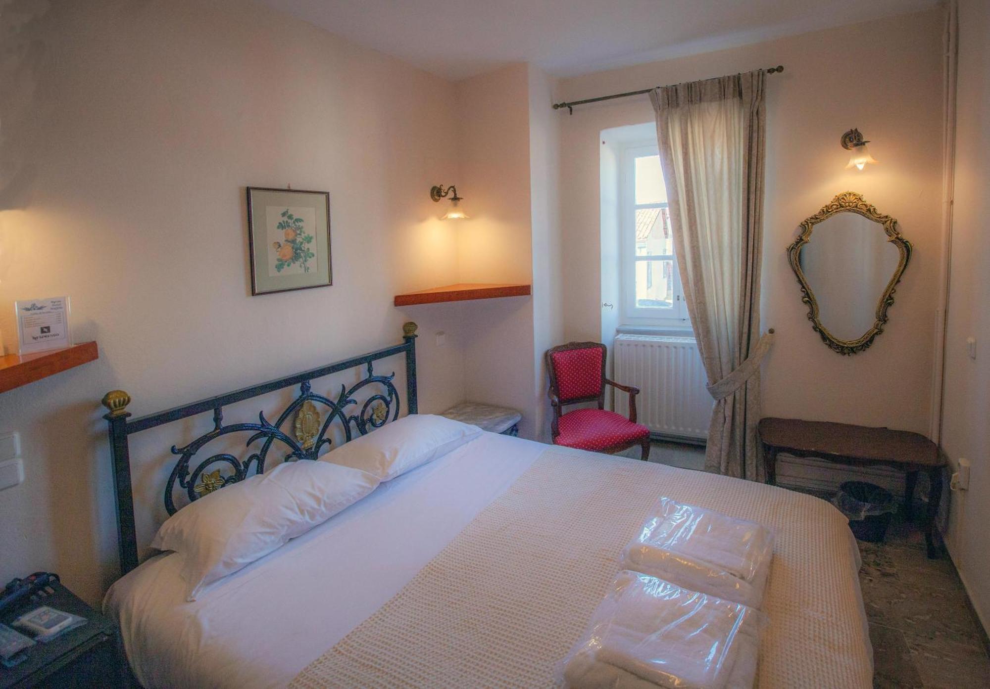 Byron Traditional Hotel Nafplion Exteriör bild