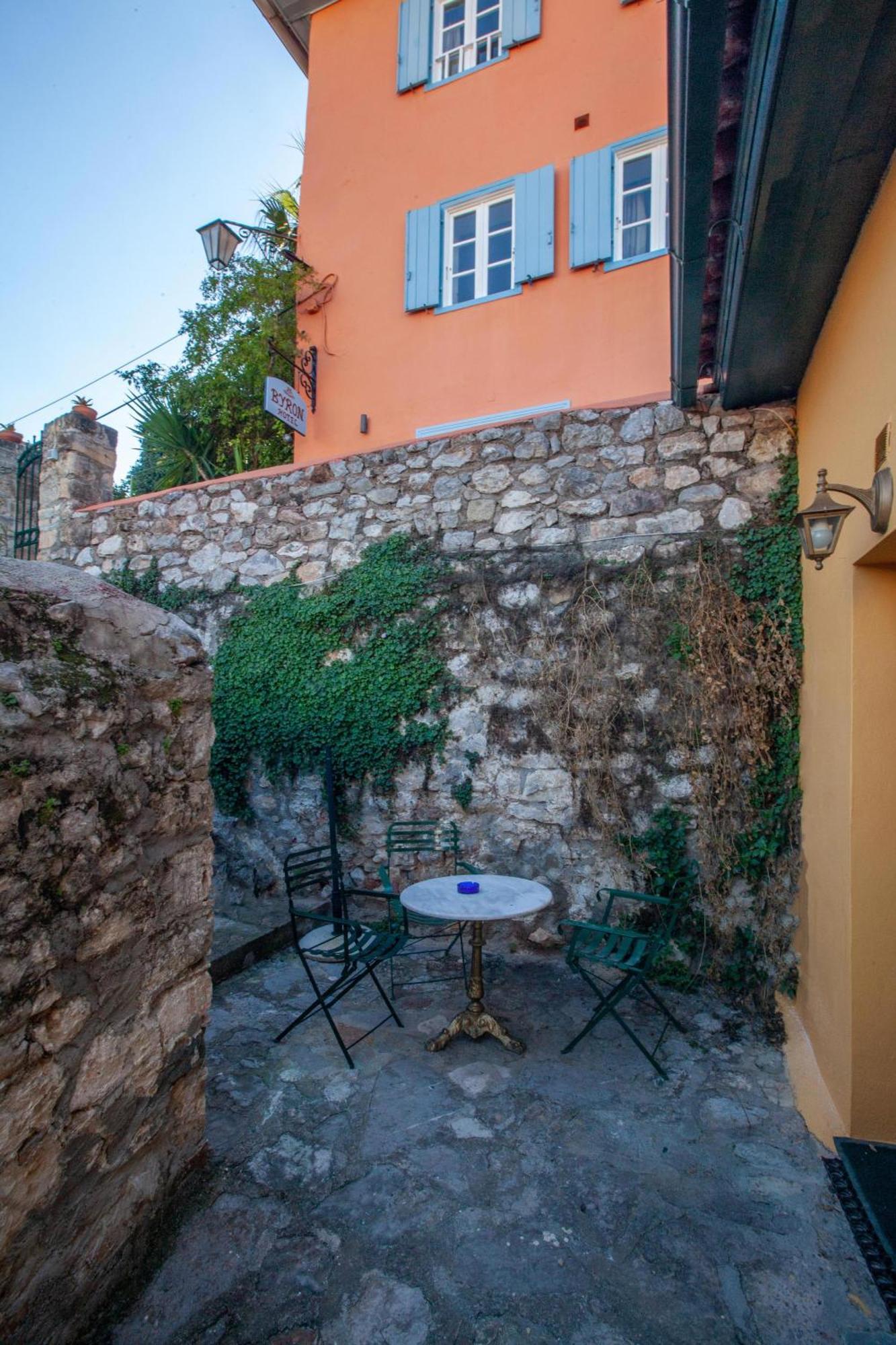 Byron Traditional Hotel Nafplion Exteriör bild