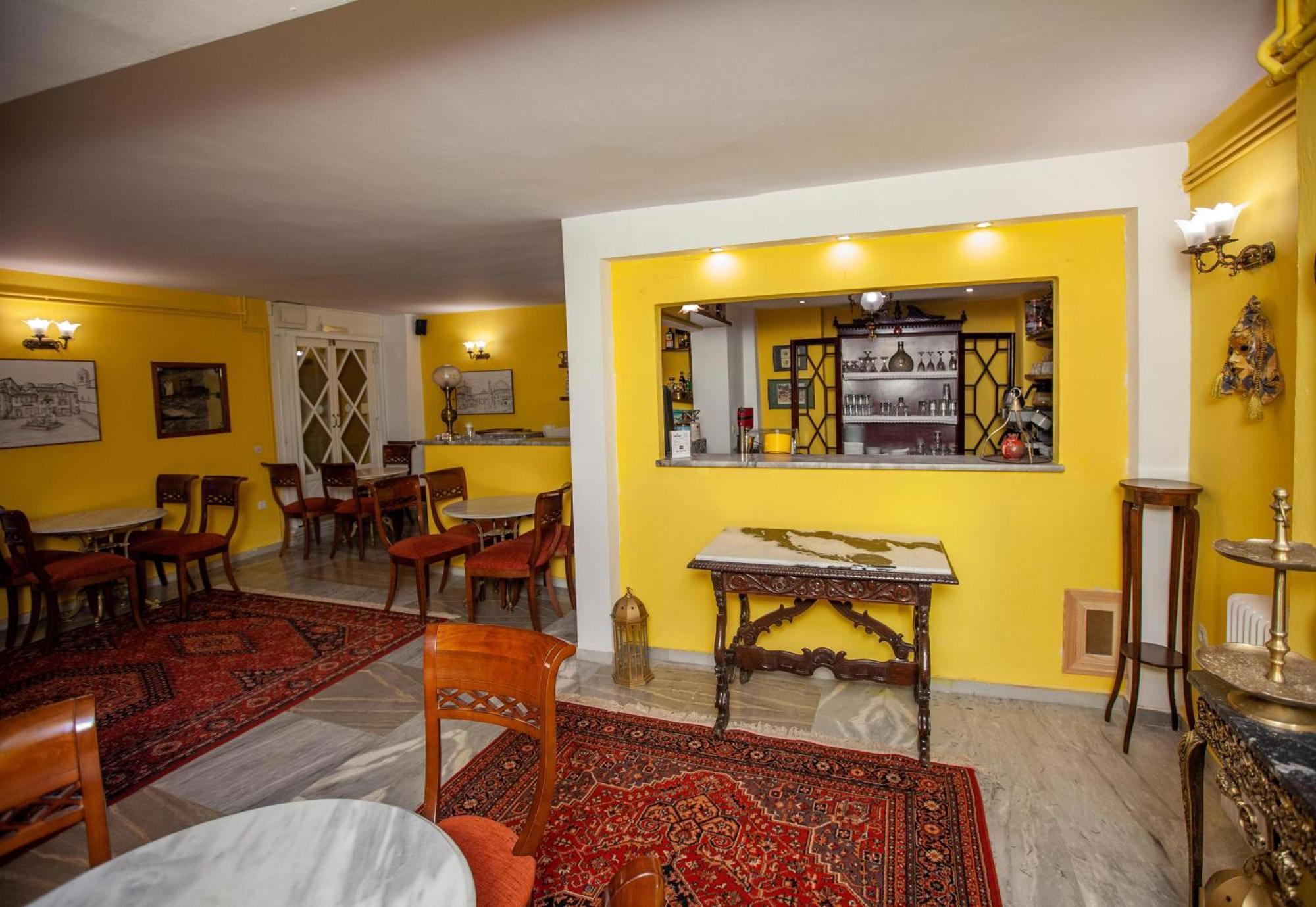 Byron Traditional Hotel Nafplion Exteriör bild