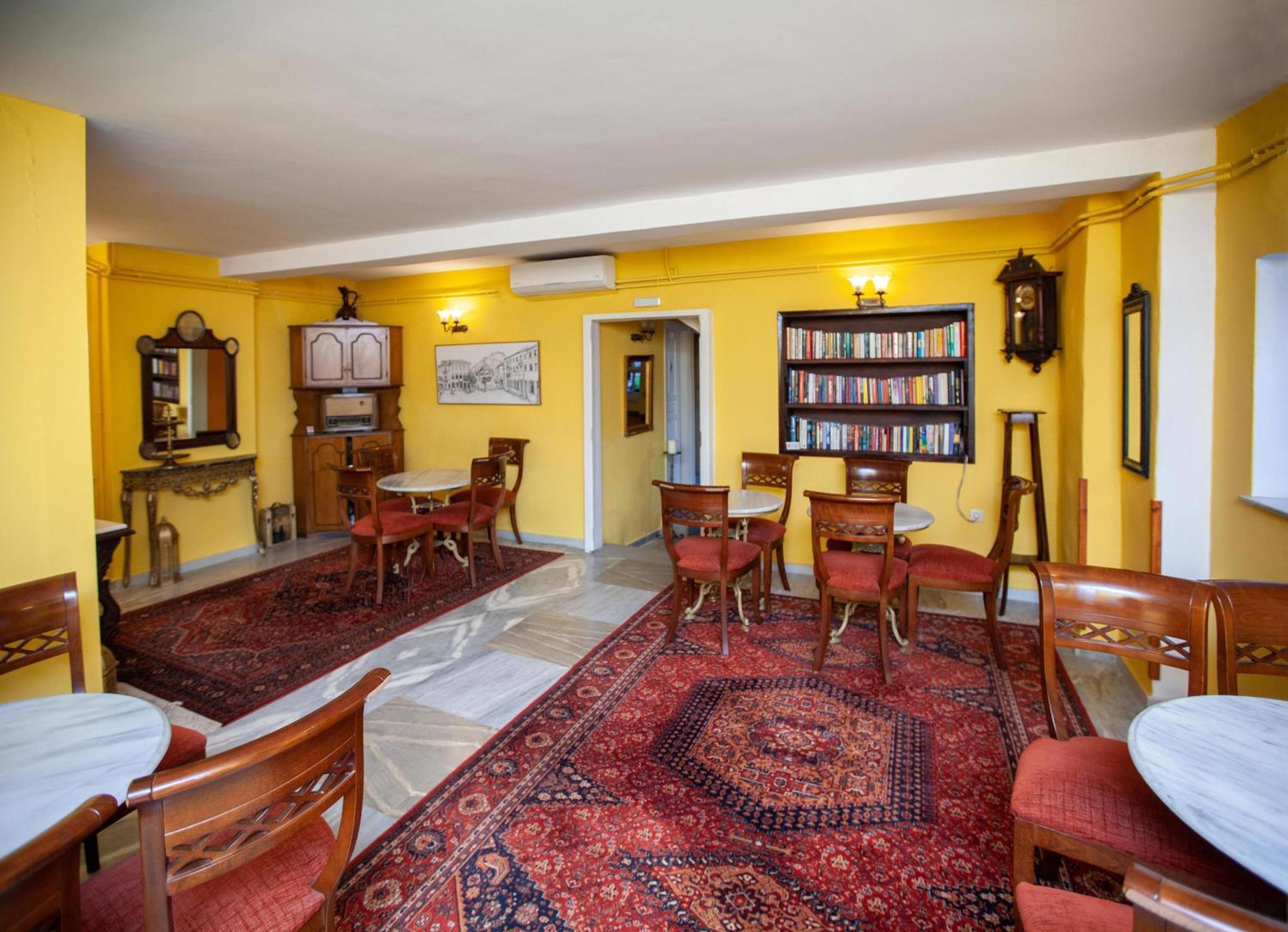 Byron Traditional Hotel Nafplion Exteriör bild
