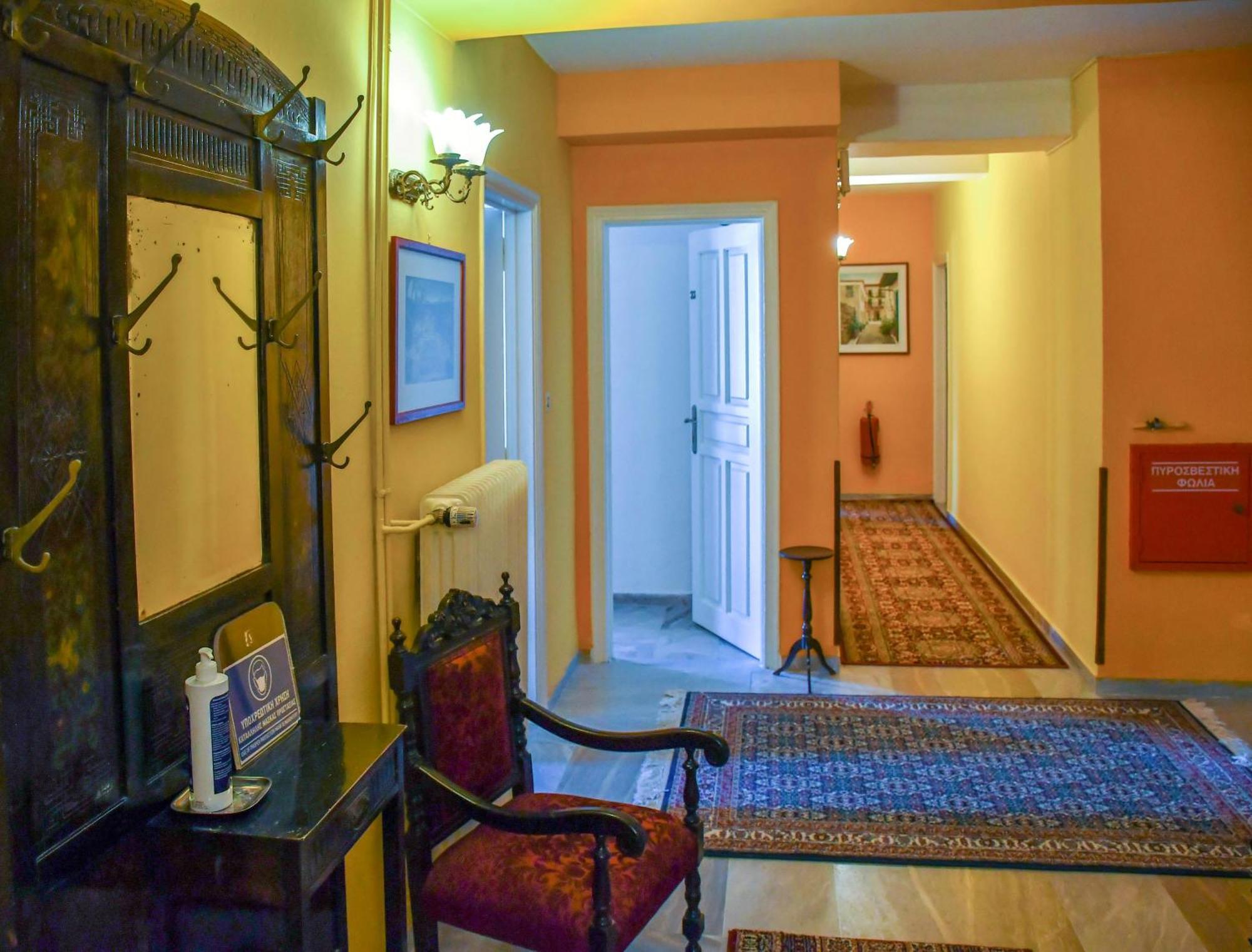 Byron Traditional Hotel Nafplion Exteriör bild