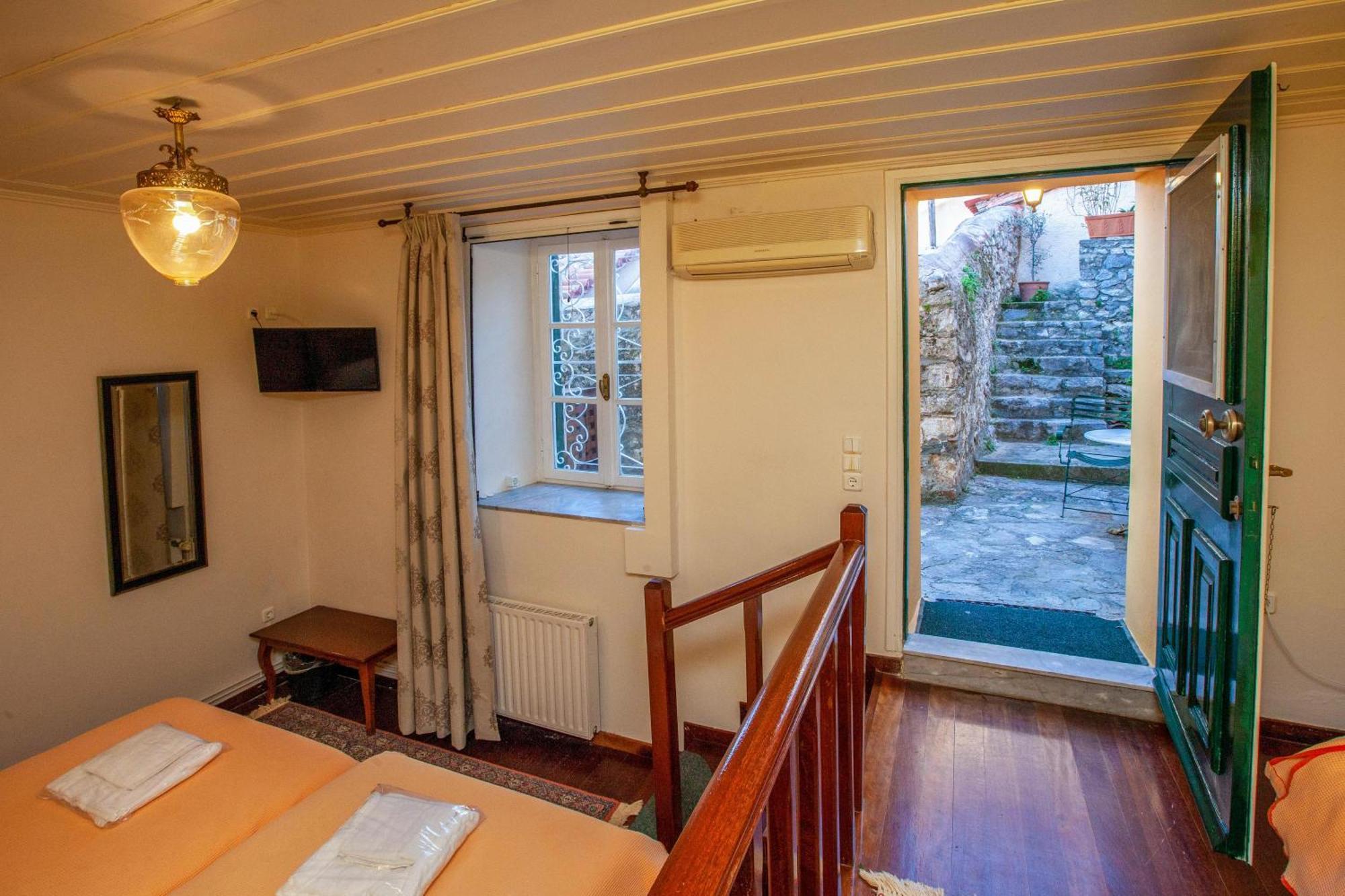 Byron Traditional Hotel Nafplion Rum bild