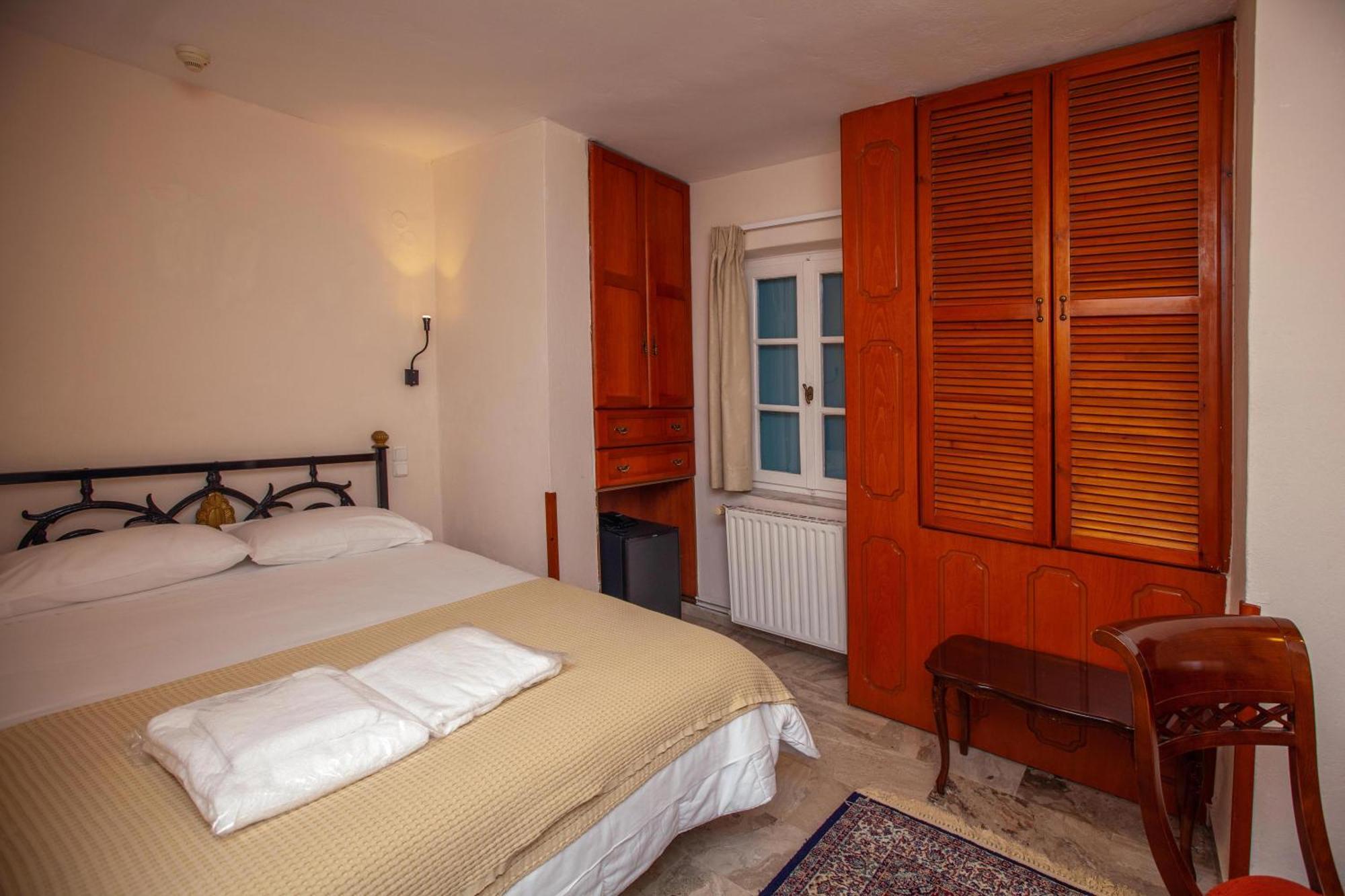 Byron Traditional Hotel Nafplion Rum bild