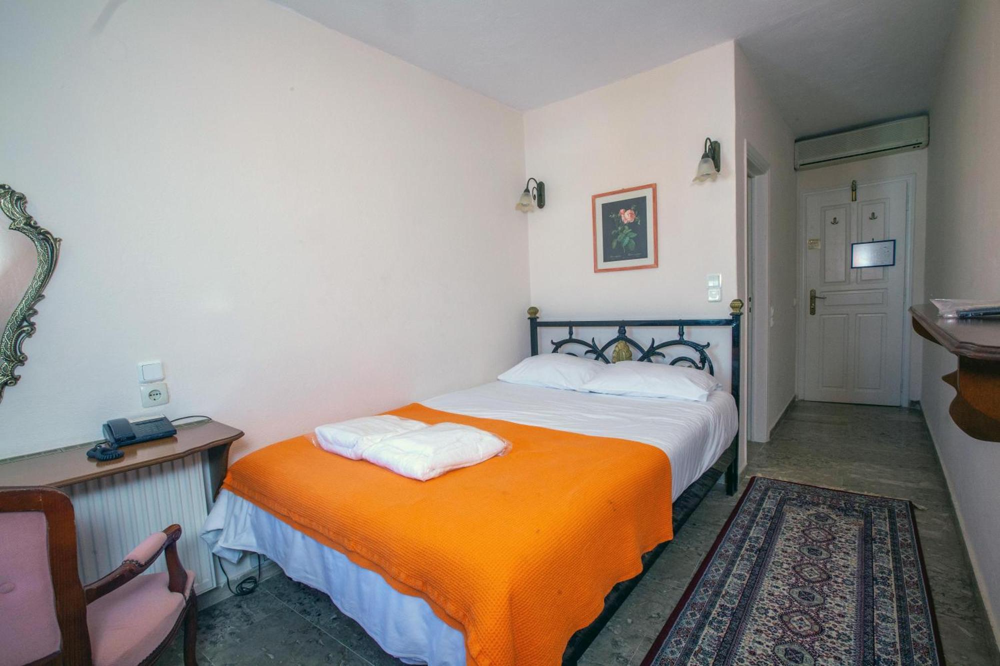 Byron Traditional Hotel Nafplion Rum bild