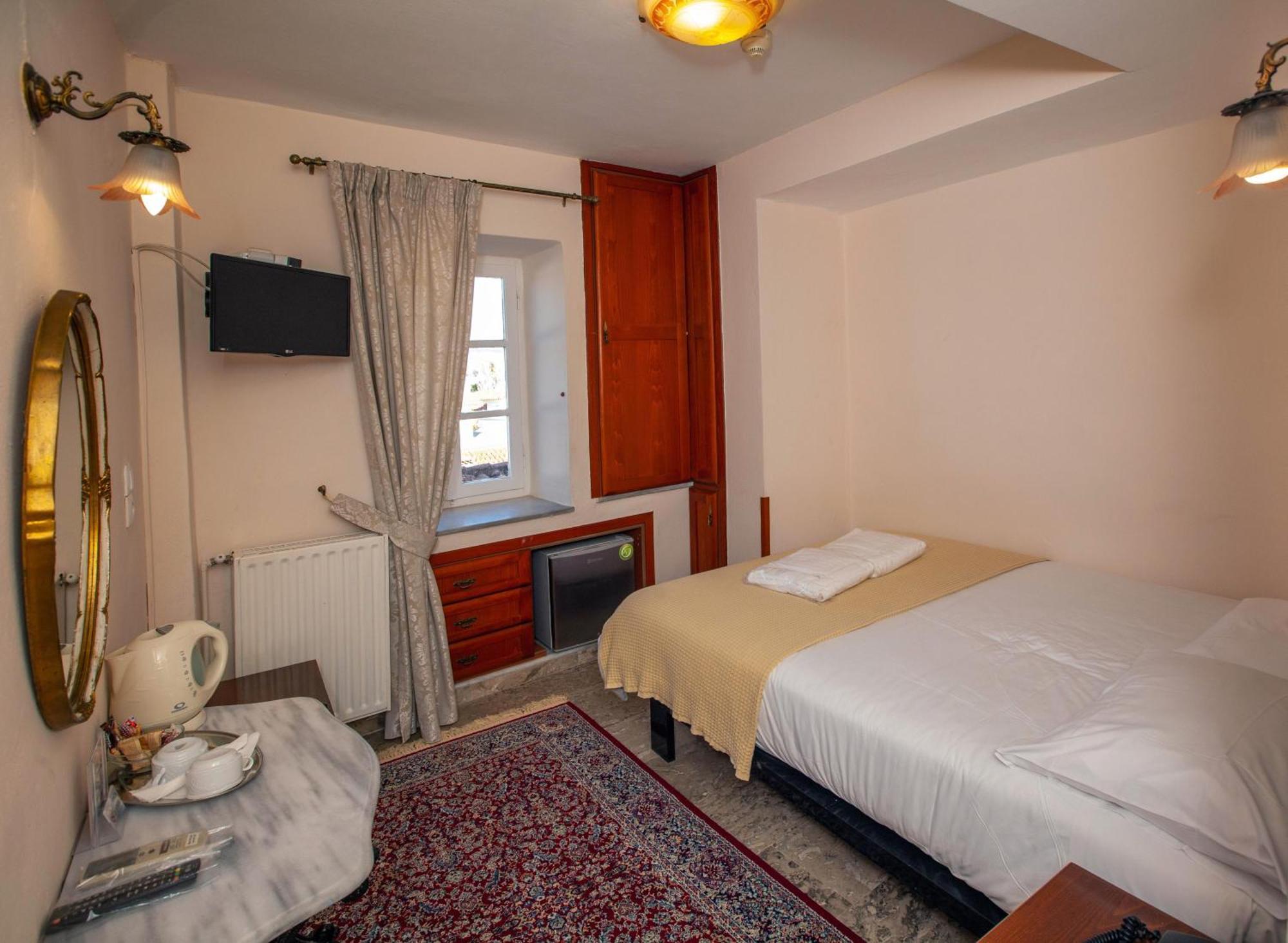 Byron Traditional Hotel Nafplion Rum bild