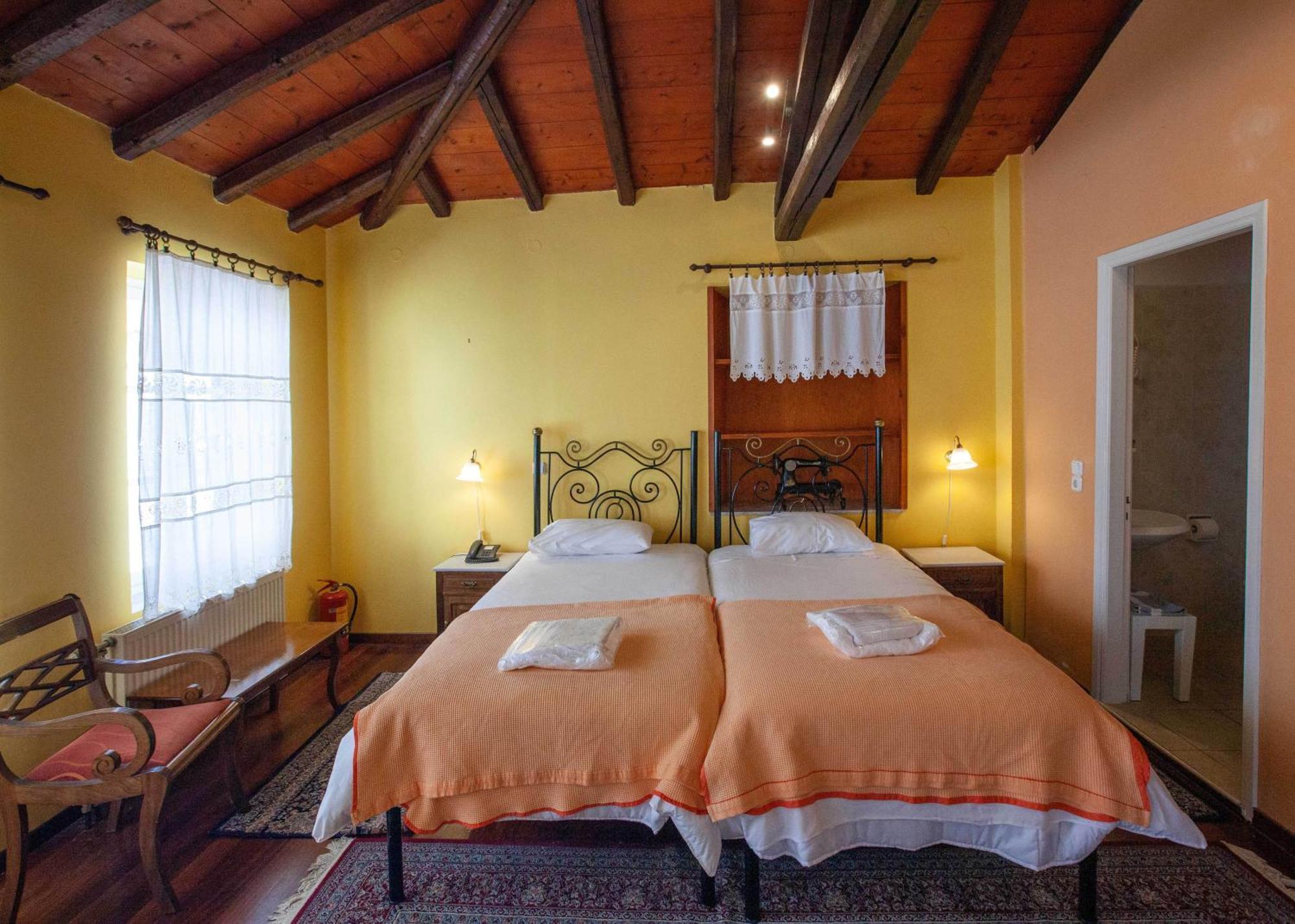 Byron Traditional Hotel Nafplion Exteriör bild