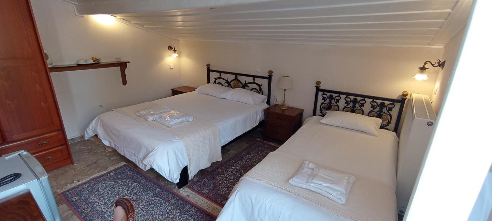 Byron Traditional Hotel Nafplion Exteriör bild