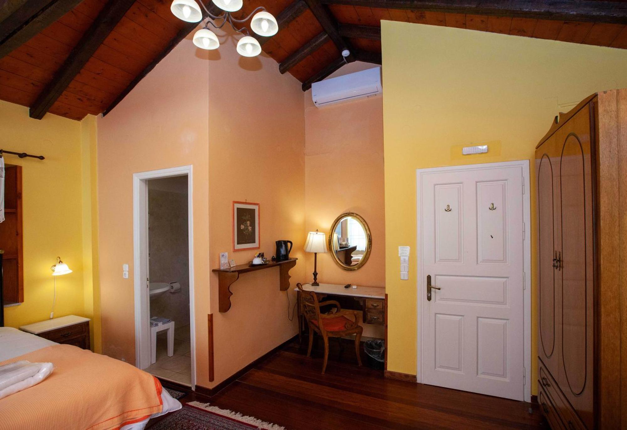 Byron Traditional Hotel Nafplion Rum bild